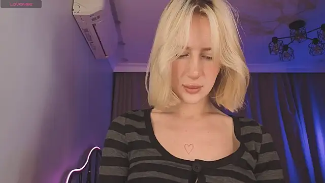 pretty smile cutie online show from May 24, 2026, 4:17 am