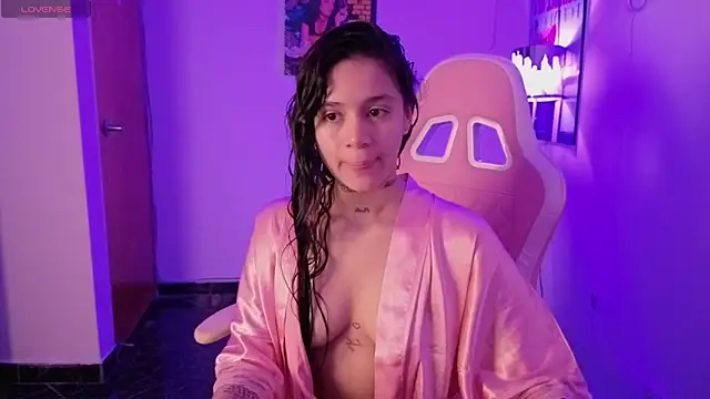 Oliviasims online show from March 23, 2026, 8:46 pm