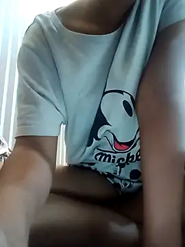 Candyy crushh online show from April 14, 2026, 10:32 am