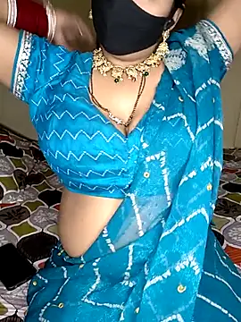 Snapshot of Miss_roohi chatting on May 15, 2026, 5:25 am Miss roohi online show from May 15, 2026, 5:25 am