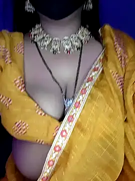 Snapshot of Miss_roohi chatting on May 22, 2026, 5:14 am Miss roohi online show from May 22, 2026, 5:14 am