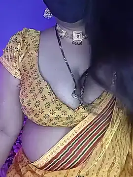 Snapshot of Miss_roohi chatting on June 25, 2026, 5:56 am Miss roohi online show from June 25, 2026, 5:56 am