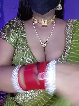 Snapshot of Miss_roohi chatting on June 26, 2026, 5:23 am Miss roohi online show from June 26, 2026, 5:23 am