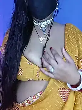 Snapshot of Miss_roohi chatting on June 28, 2026, 4:40 am Miss roohi online show from June 28, 2026, 4:40 am