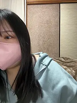 Snapshot of yuriyuri_japan chatting on March 18, 2026, 1:25 pm yuriyuri japan online show from March 18, 2026, 1:25 pm