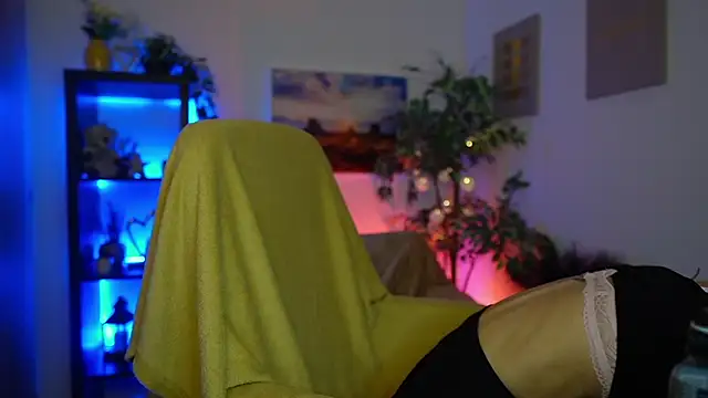 Luna Grace18 online show from March 23, 2026, 2:10 pm