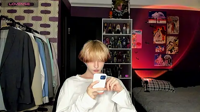 sweet peach    online show from June 29, 2026, 8:09 pm