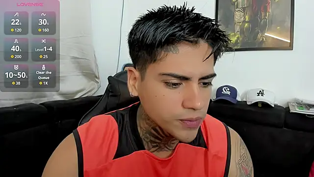 sweetlatinoboy online show from March 26, 2026, 11:16 am