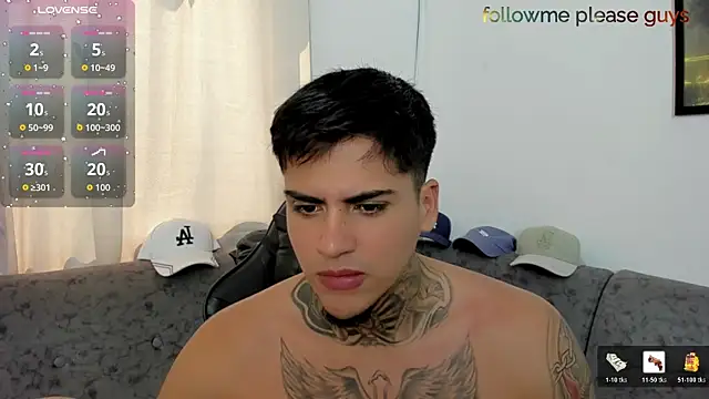 sweetlatinoboy online show from July 6, 2026, 3:03 pm