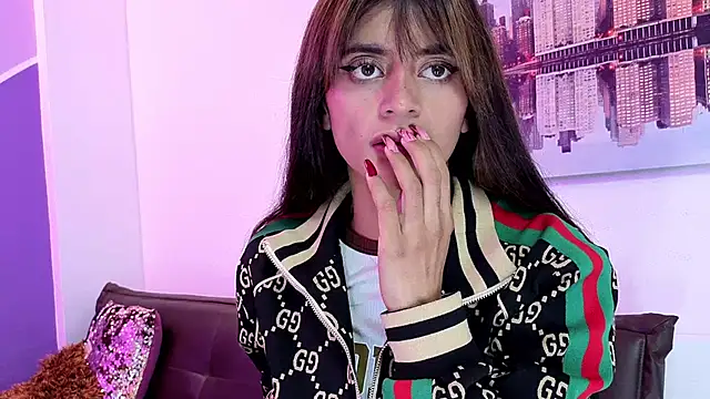 Sofy Durand online show from March 30, 2026, 12:06 pm