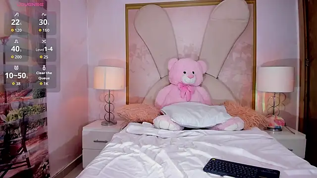 little doll18  online show from May 21, 2026, 8:49 pm