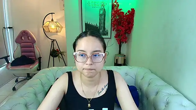 Shady bug online show from May 20, 2026, 7:20 pm