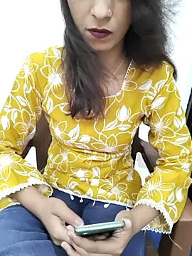 myra77 online show from April 25, 2026, 12:30 pm