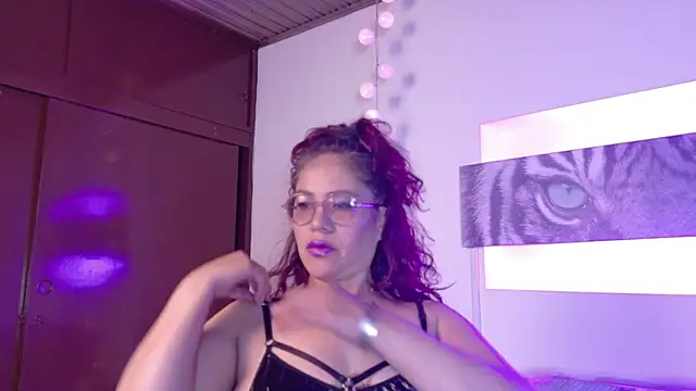 Snapshot of Mariia_Paulaa chatting on July 4, 2026, 4:18 am Mariia Paulaa online show from July 4, 2026, 4:18 am