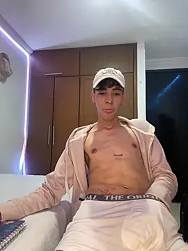Milo Gunnar online show from April 10, 2026, 9:30 pm