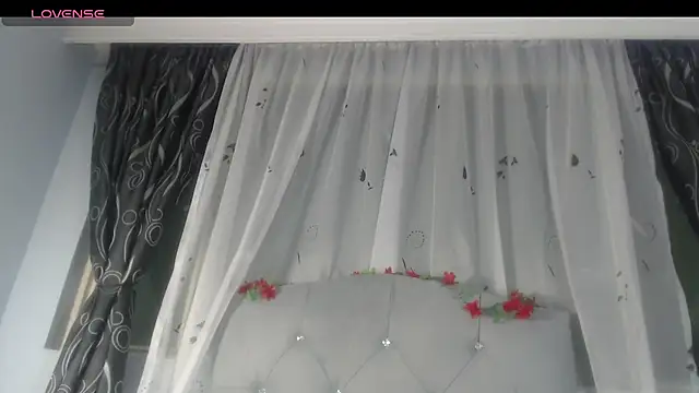 Snapshot of Victoria_Founta1 chatting on July 19, 2026, 12:25 am Victoria Founta1 online show from July 19, 2026, 12:25 am