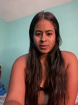 Snapshot of lucirganaxxx chatting on July 9, 2026, 2:48 am lucirganaxxx online show from July 9, 2026, 2:48 am