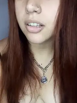 Maguichavarria21 online show from March 17, 2026, 1:21 am