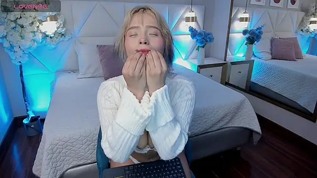 Mavis luxury online show from April 29, 2026, 3:21 am