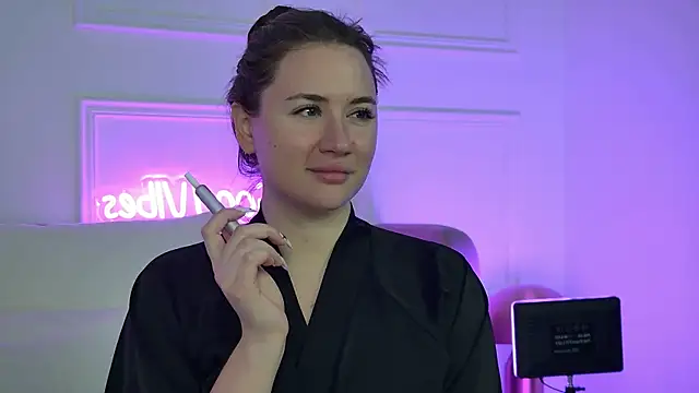 Snapshot of MeganStrane chatting on June 8, 2026, 6:14 am MeganStrane online show from June 8, 2026, 6:14 am