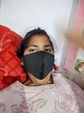 Pallavi cute online show from April 11, 2026, 6:12 pm