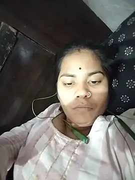 Pallavi cute online show from June 14, 2026, 7:27 pm