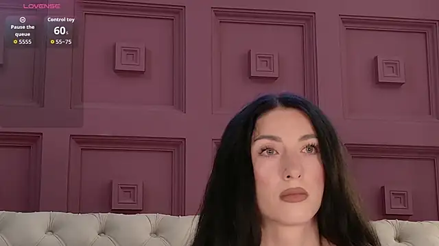 EllieJules online show from June 12, 2026, 3:49 am