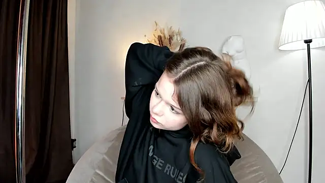 Snapshot of Jooany chatting on March 31, 2026, 5:19 am Jooany online show from March 31, 2026, 5:19 am