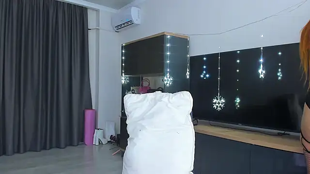 asian loverpop online show from July 13, 2026, 3:42 am