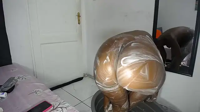 BootySoYummyX online show from July 7, 2026, 8:18 am