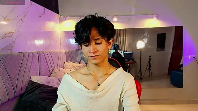 cococumps online show from April 29, 2026, 12:09 pm