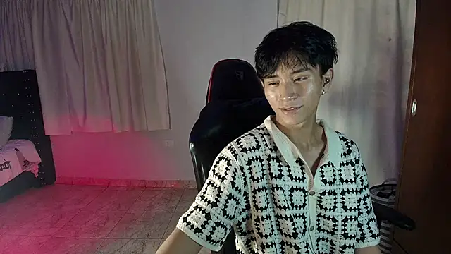Snapshot of cococumps chatting on June 9, 2026, 12:55 am cococumps online show from June 9, 2026, 12:55 am