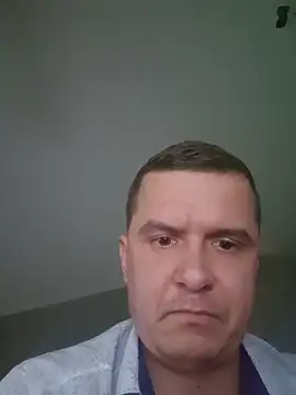 nezinau34 online show from June 15, 2026, 6:32 pm