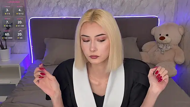 Snapshot of kittysocutie chatting on March 27, 2026, 12:49 am kittysocutie online show from March 27, 2026, 12:49 am