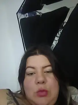 Karla rodriguez1 online show from May 14, 2026, 3:24 am