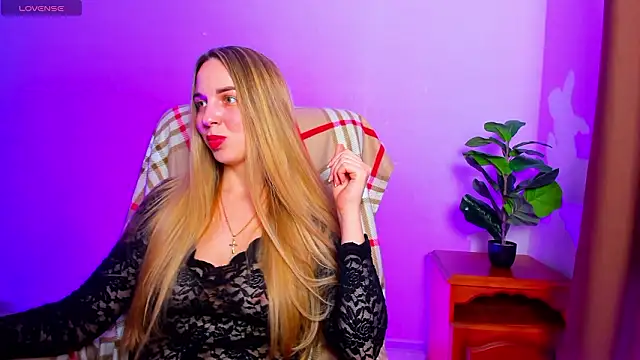 Alexandracandy online show from March 23, 2026, 1:37 pm