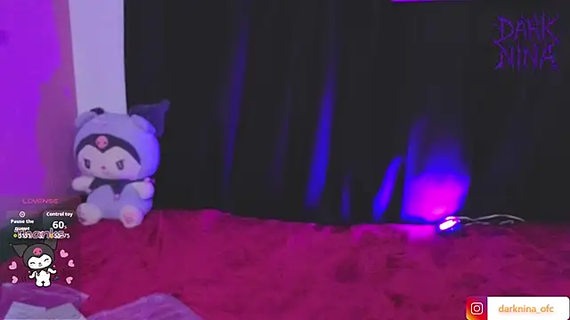 dark nina   online show from March 24, 2026, 3:55 am