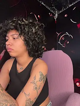 Laila LS online show from June 15, 2026, 1:02 pm