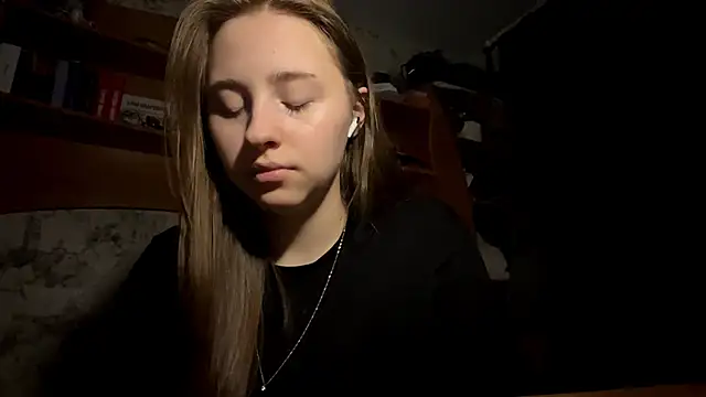 Vickyfaith online show from March 29, 2026, 8:42 pm