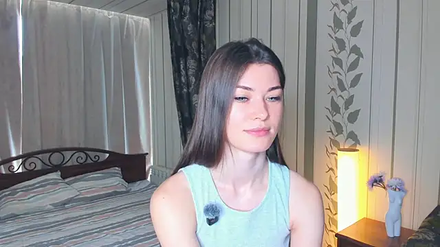 JulissaLipoma online show from July 10, 2026, 7:34 am