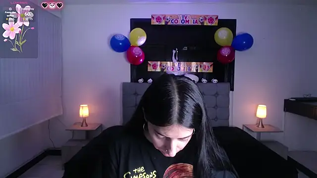 Melannyy V online show from June 20, 2026, 1:14 pm