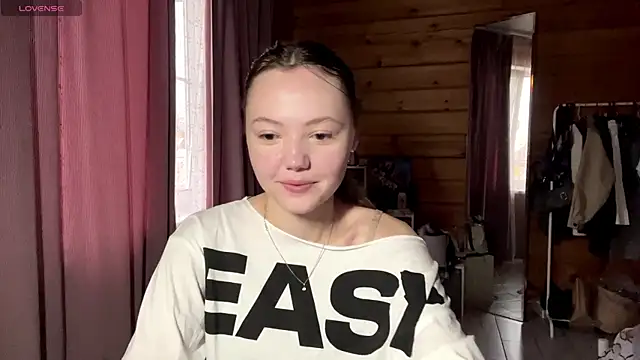 LenLen Solen online show from June 25, 2026, 11:09 pm