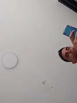 Dereckrose23 online show from March 18, 2026, 5:16 pm