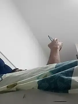 Dereckrose23 online show from April 5, 2026, 9:17 am