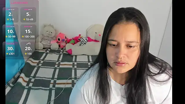 Snapshot of Atenea_19_ chatting on June 23, 2026, 9:35 pm Atenea 19 online show from June 23, 2026, 9:35 pm