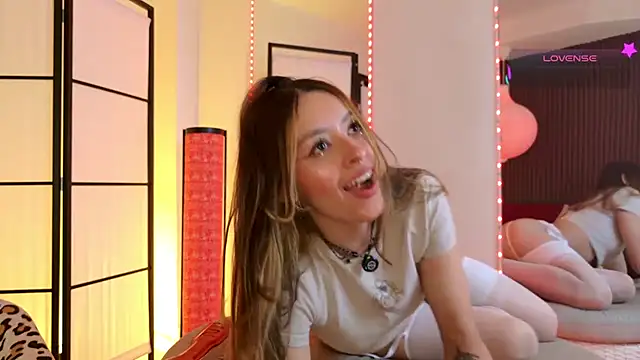 Elysia carter online show from May 10, 2026, 9:20 pm