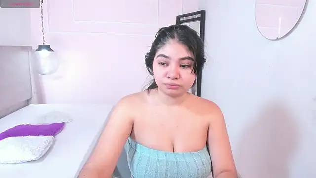 MilaHeat1 online show from March 31, 2026, 7:47 pm