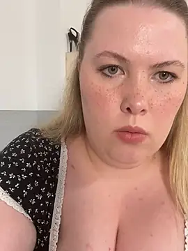 MaschaMangold online show from July 2, 2026, 6:36 pm