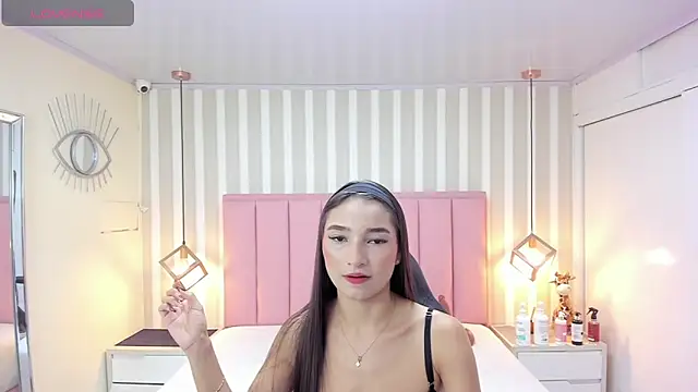 LIZZY VALL online show from June 12, 2026, 7:02 pm