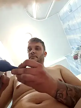 Alge882 online show from April 3, 2026, 8:01 am